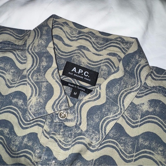 A.P.C. Blue Casual Button Down Shirt with Abstract Marbled Design - Picture 1 of 3